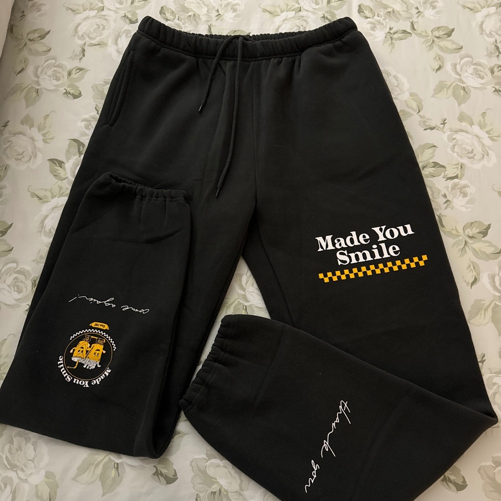 Made You Smile Black Sweatpants